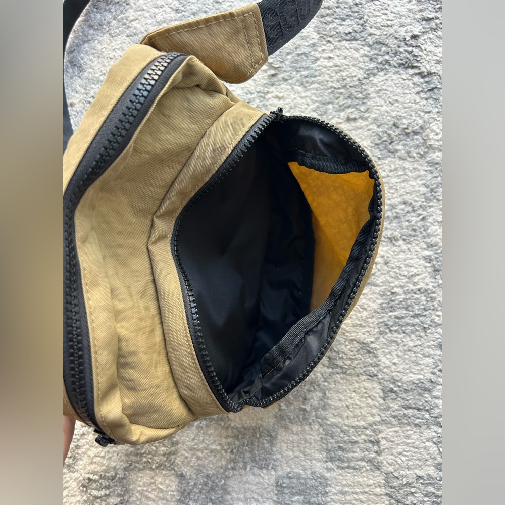 Baggu Tan Fanny Pack - Picture 3 of 7